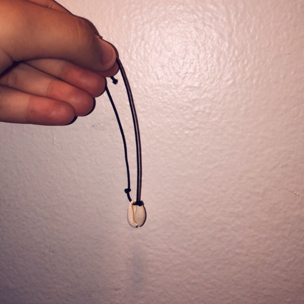 Seashell bracelet/ anklet